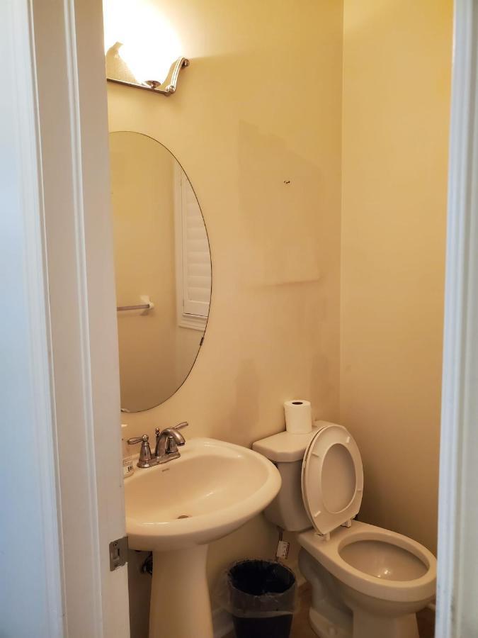 Raesabu Guest House Brampton Esterno foto