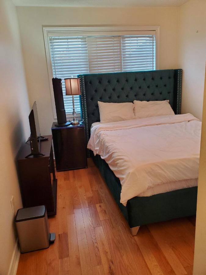 Raesabu Guest House Brampton Esterno foto